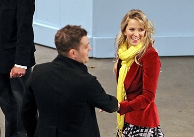 Luisana con su novio, el canadiense Michael Buble.